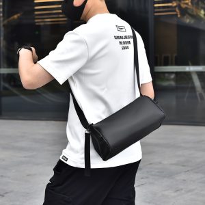 斜背包男休閒簡約歐美風潮流款大容量單肩包日系潮流休閒男士包袋