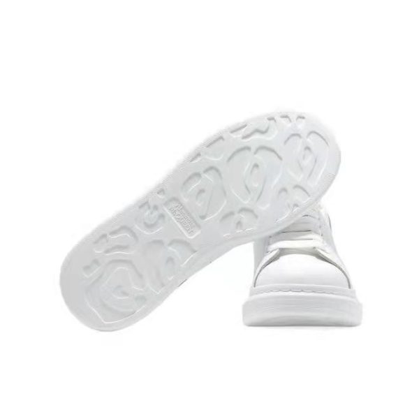 Alexander McQueen 厚底牛皮板鞋534278WHGP5 純白色：圖片 3